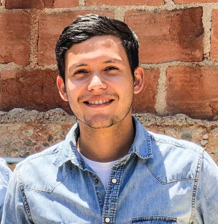Pbro Miguel Saenz
